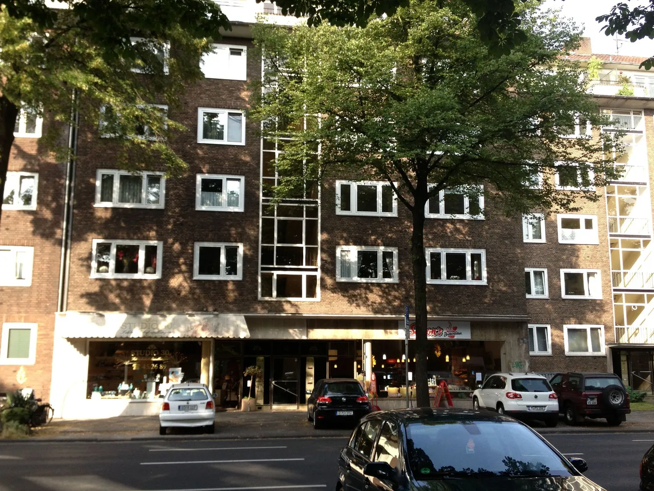 3 Zimmer Wohnung mit 100 m² in Düsseldorf – Bild 2