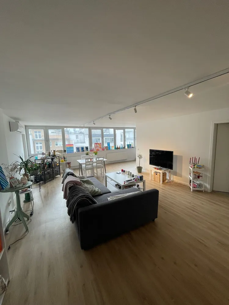 2 Zimmer Wohnung mit 82 m² in Köln – Bild 5