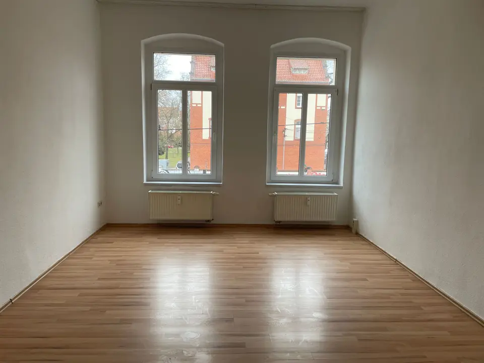 4 Zimmer Wohnung mit 82 m² in Halle (Saale) – Bild 1
