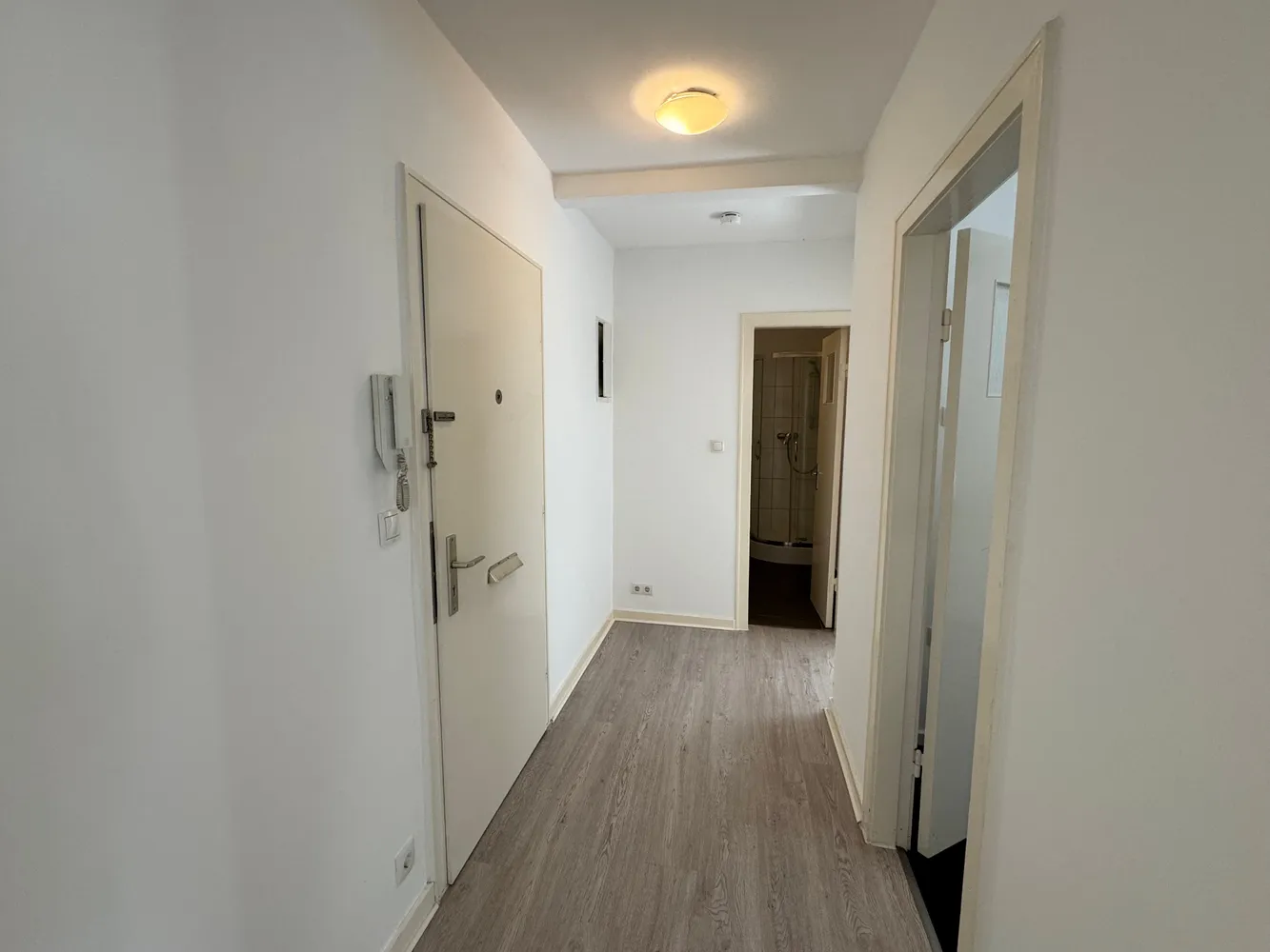 2 Zimmer Wohnung mit 44 m² in Hamburg – Bild 2