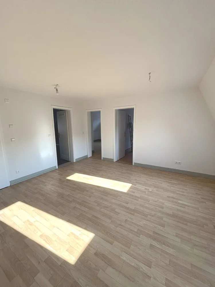 4 Zimmer Wohnung mit 106 m² in Karlsruhe – Bild 4