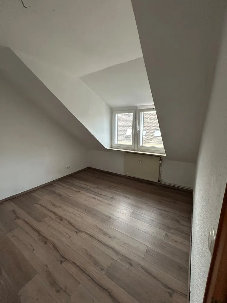 4 Zimmer Wohnung mit 70 m² in Essen – Bild 2