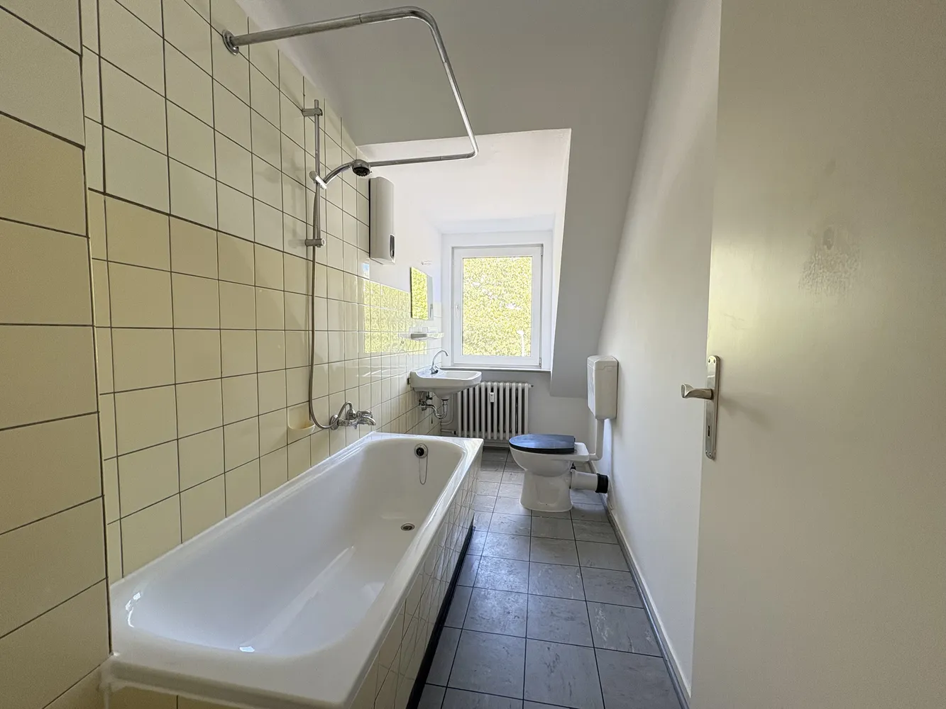 1 Zimmer Wohnung mit 38 m² in Bonn – Bild 3