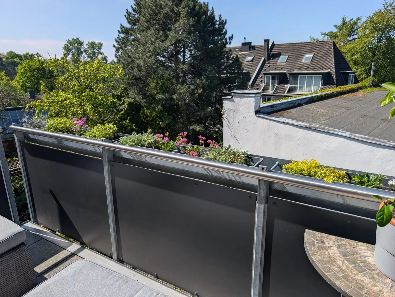 3 Zimmer Wohnung mit 90 m² in Düsseldorf – Bild 3