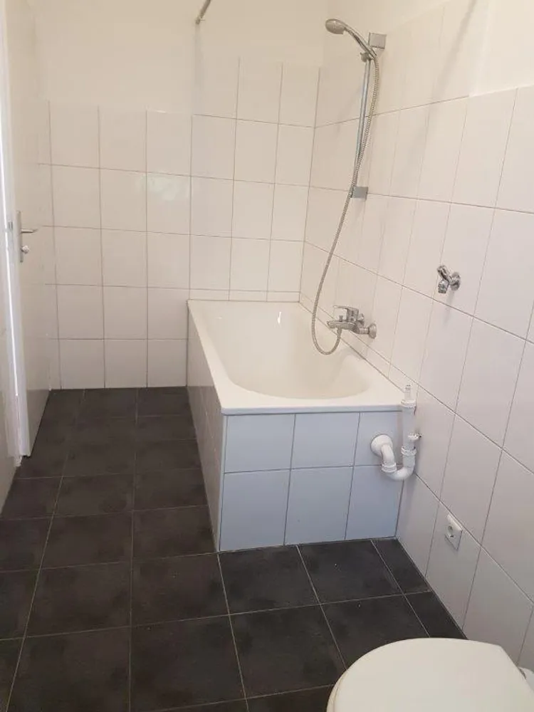3 Zimmer Wohnung mit 77 m² in Krefeld – Bild 1