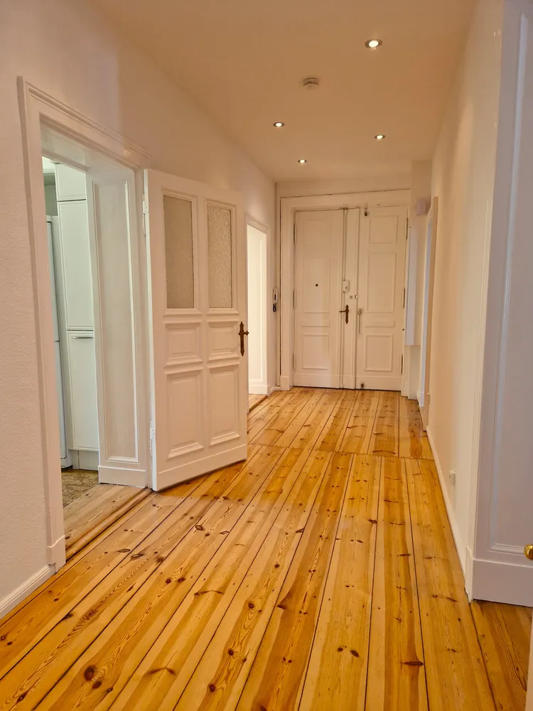 4 Zimmer Wohnung mit 109 m² in Berlin – Bild 1