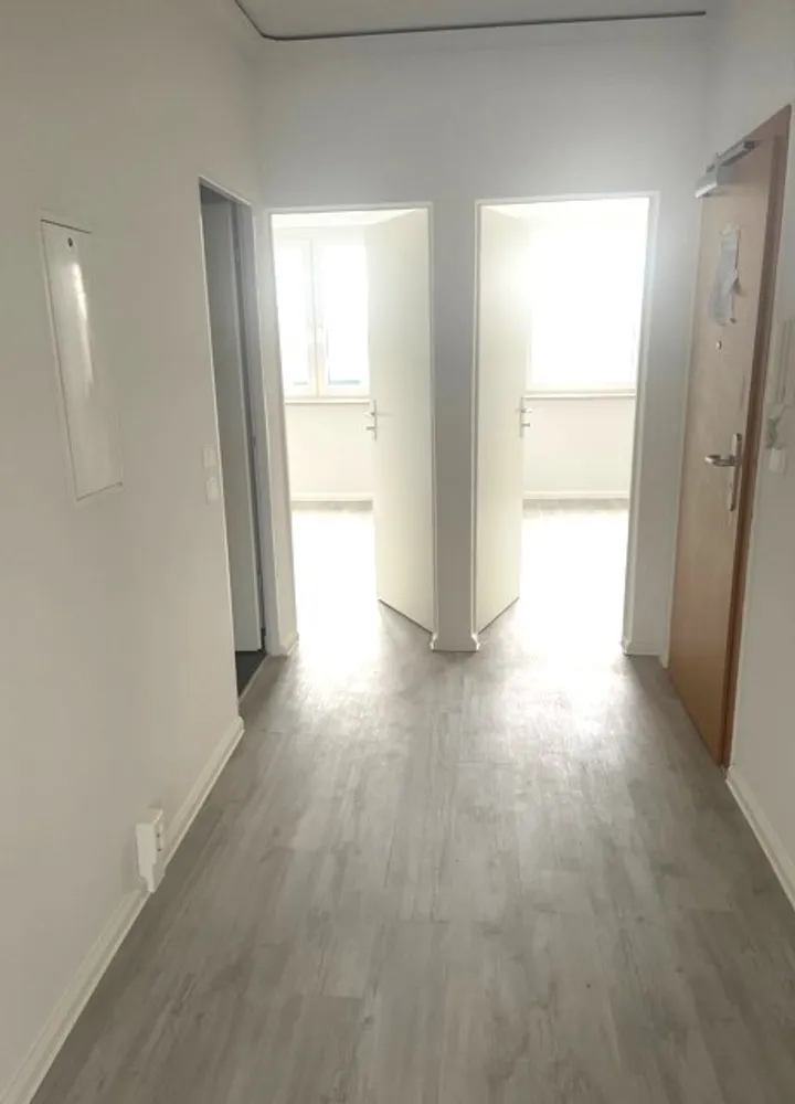 4 Zimmer Wohnung mit 63 m² in Halle (Saale) – Bild 2