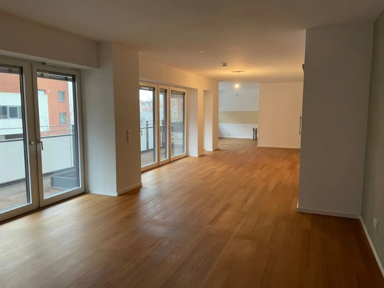 4 Zimmer Wohnung mit 144 m² in Hannover – Bild 3
