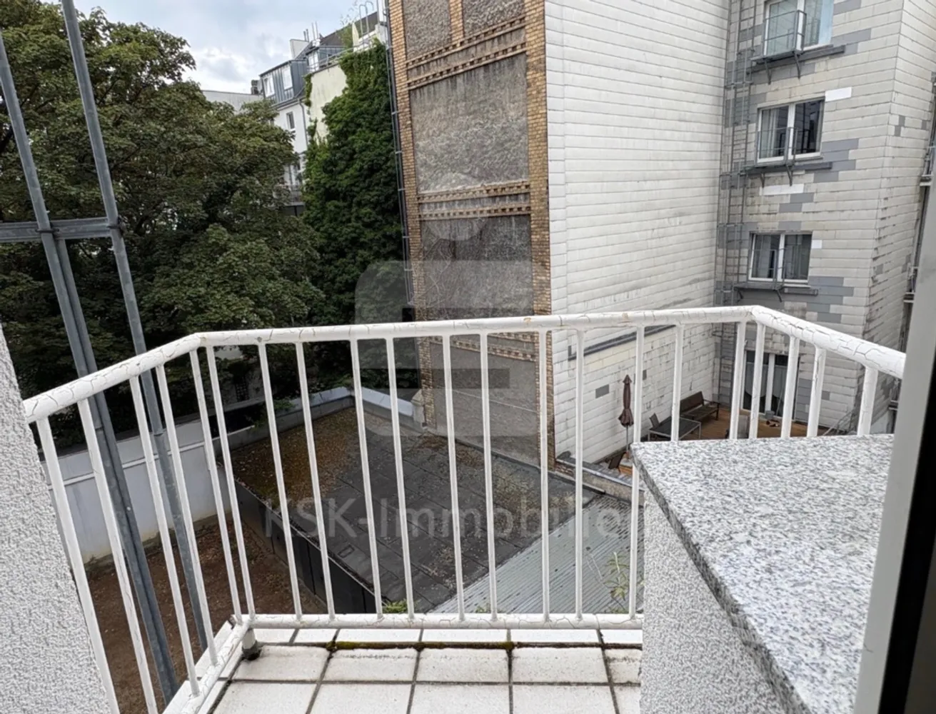 1 Zimmer Wohnung mit 32 m² in Köln – Bild 5