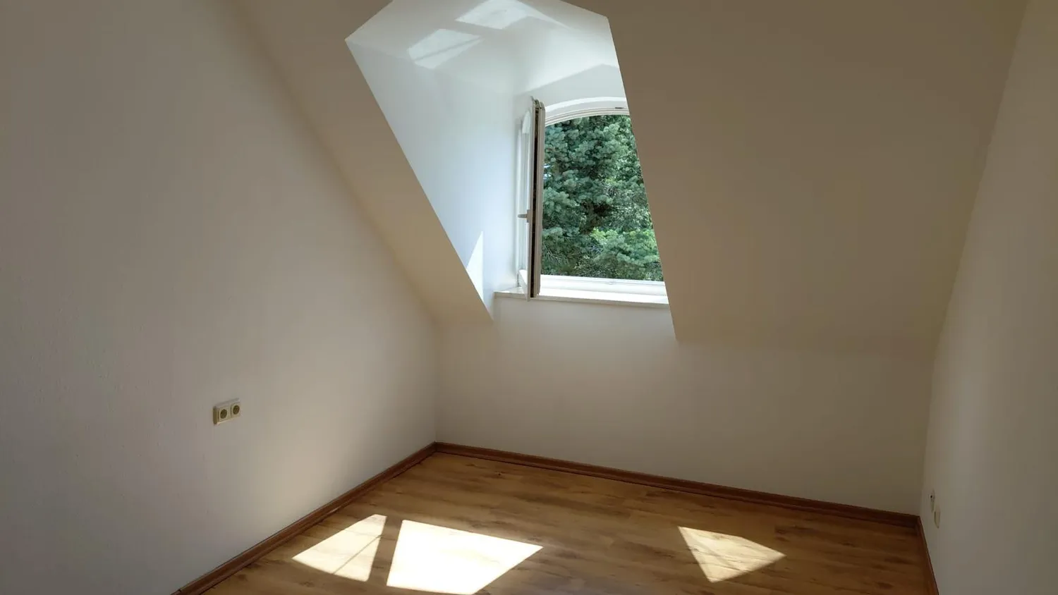2 Zimmer Wohnung mit 60 m² in Dresden – Bild 6