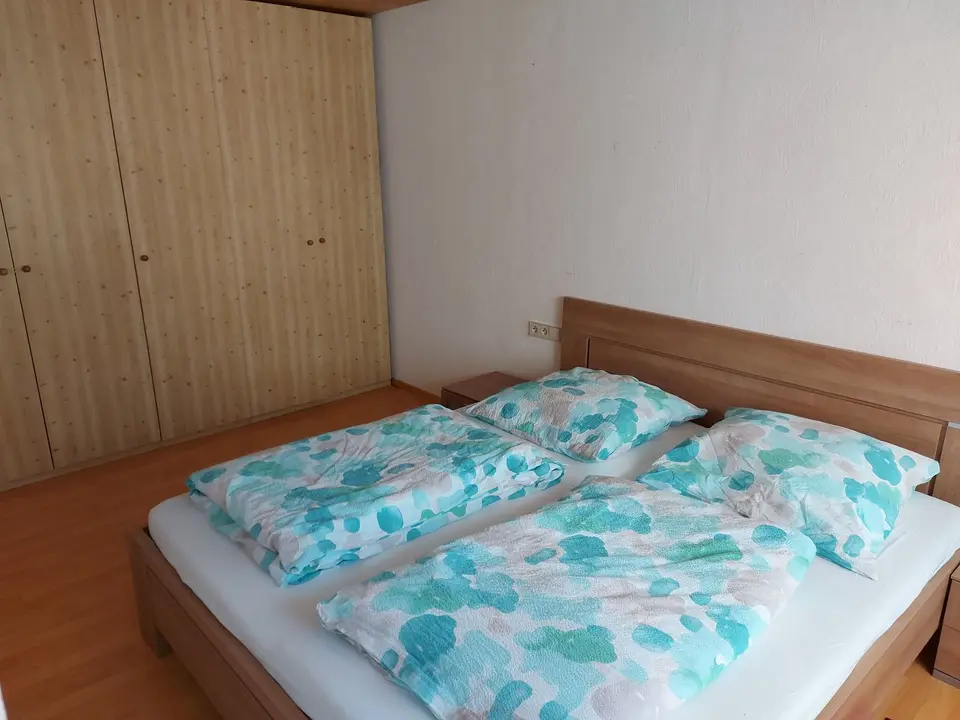 WG-Zimmer mit 70 m² in Aalen – Bild 2