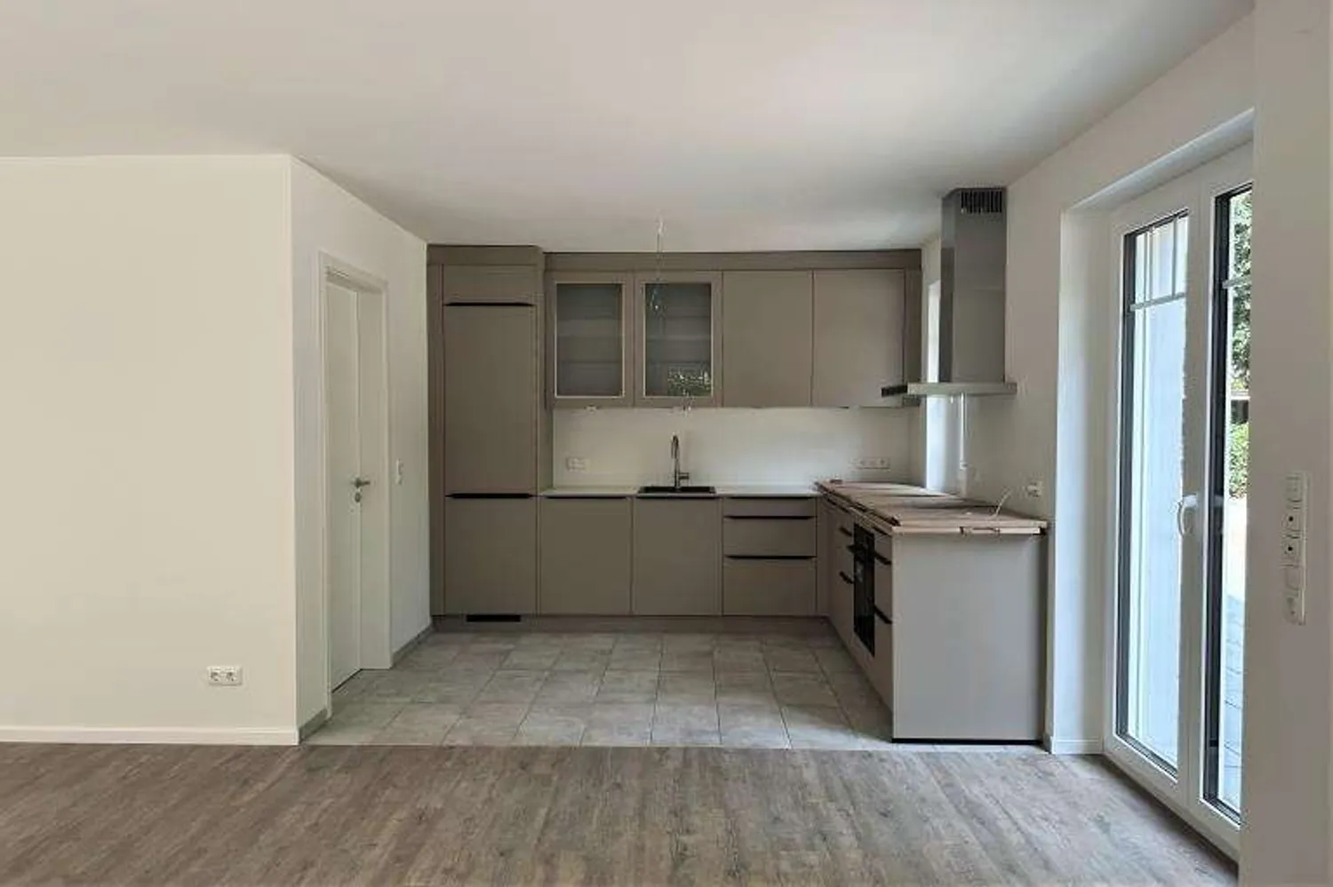 5 Zimmer Wohnung mit 171 m² in Hamburg – Bild 3