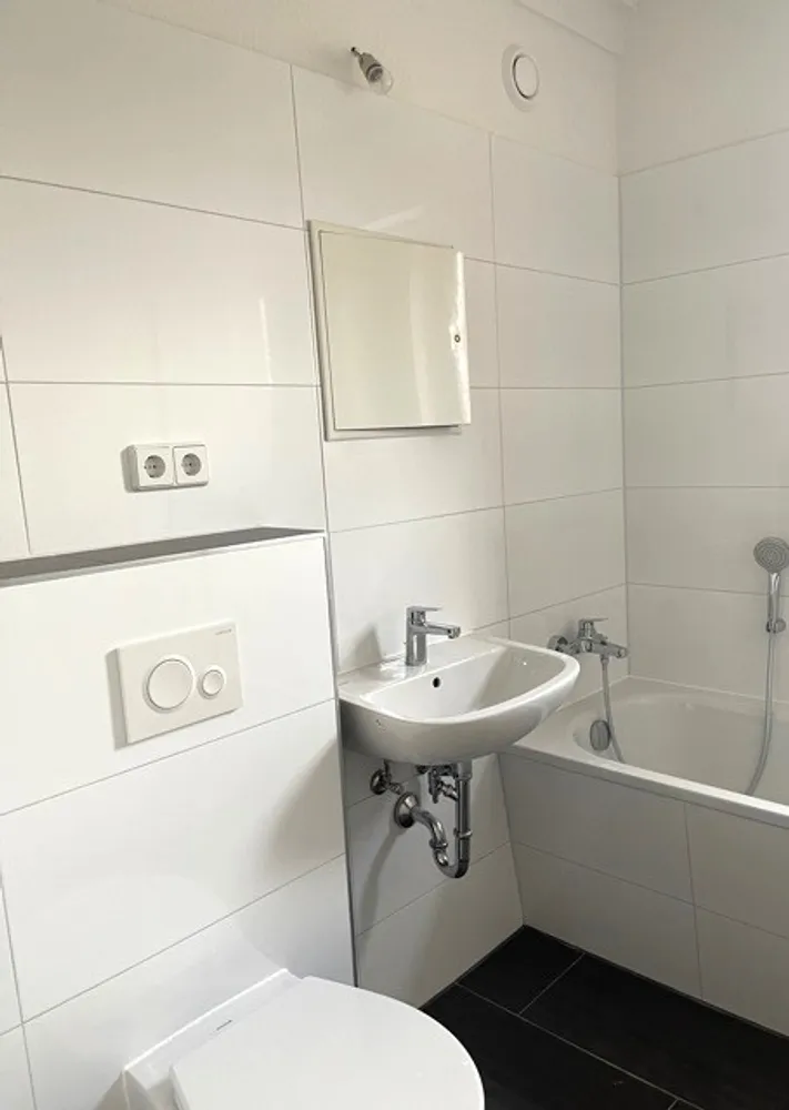 4 Zimmer Wohnung mit 70 m² in Halle (Saale) – Bild 9