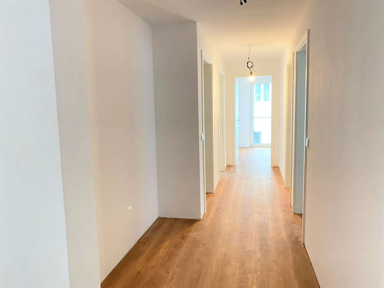4 Zimmer Wohnung mit 107 m² in Stuttgart – Bild 7