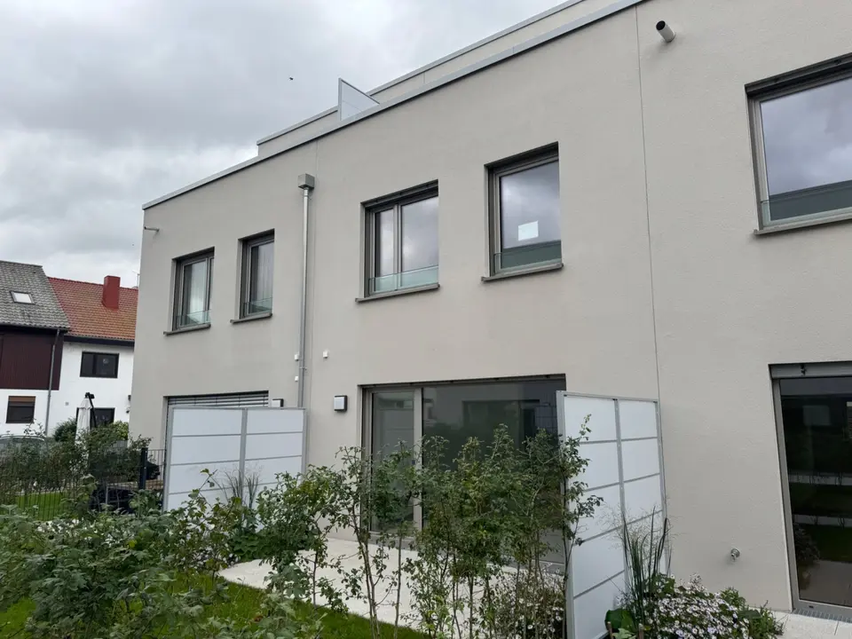 6 Zimmer Haus mit 184 m² in Viernheim – Bild 4