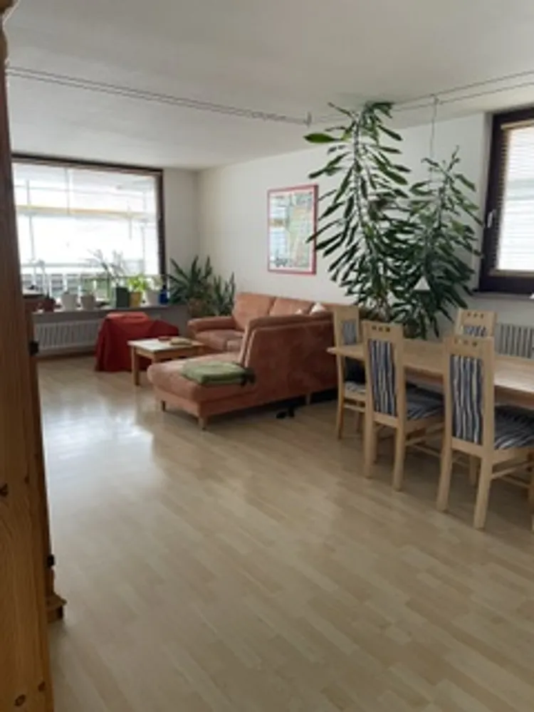 4 Zimmer Wohnung mit 113 m² in München – Bild 2
