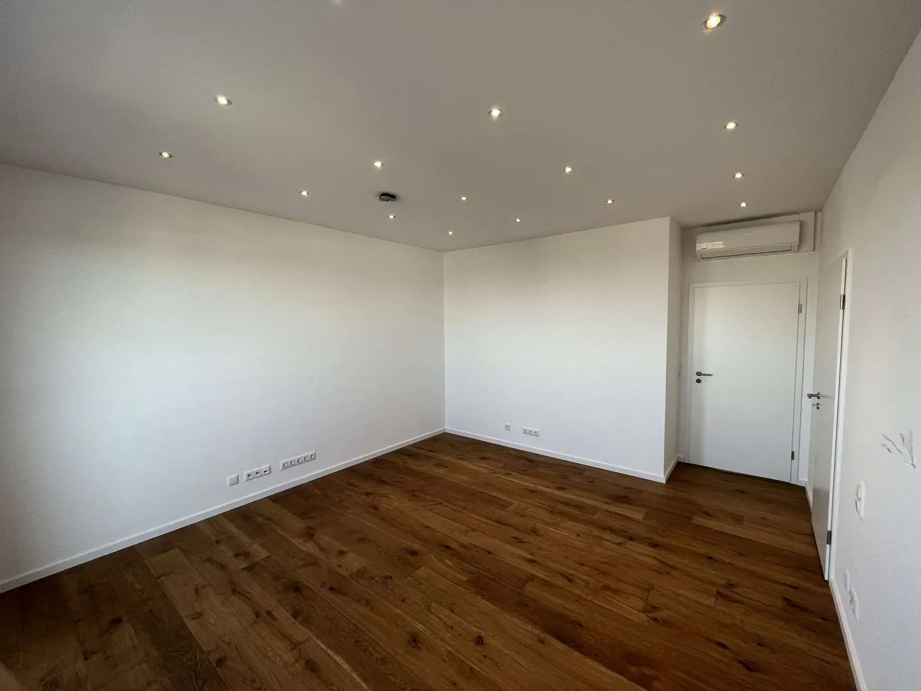 5 Zimmer Wohnung mit 203 m² in Euskirchen – Bild 9