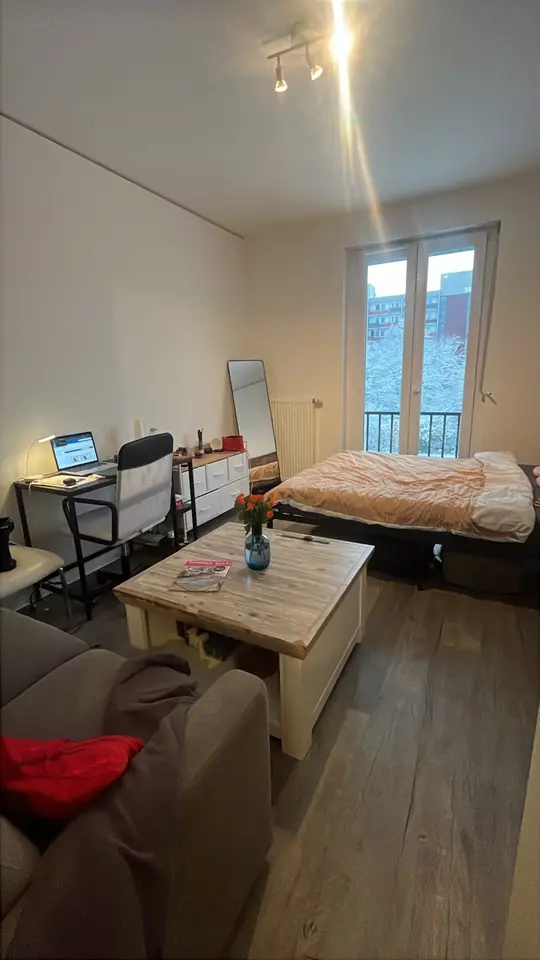 WG-Zimmer mit 38 m² in Frankfurt am Main – Bild 1