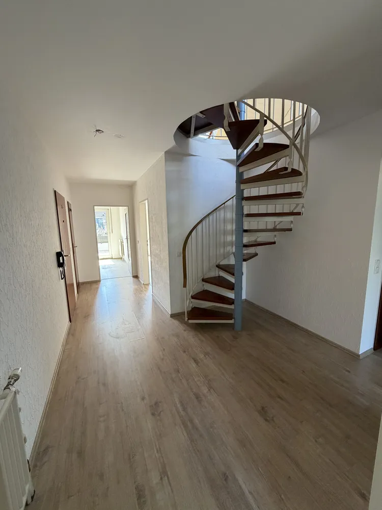 4 Zimmer Wohnung mit 114 m² in Leverkusen – Bild 7