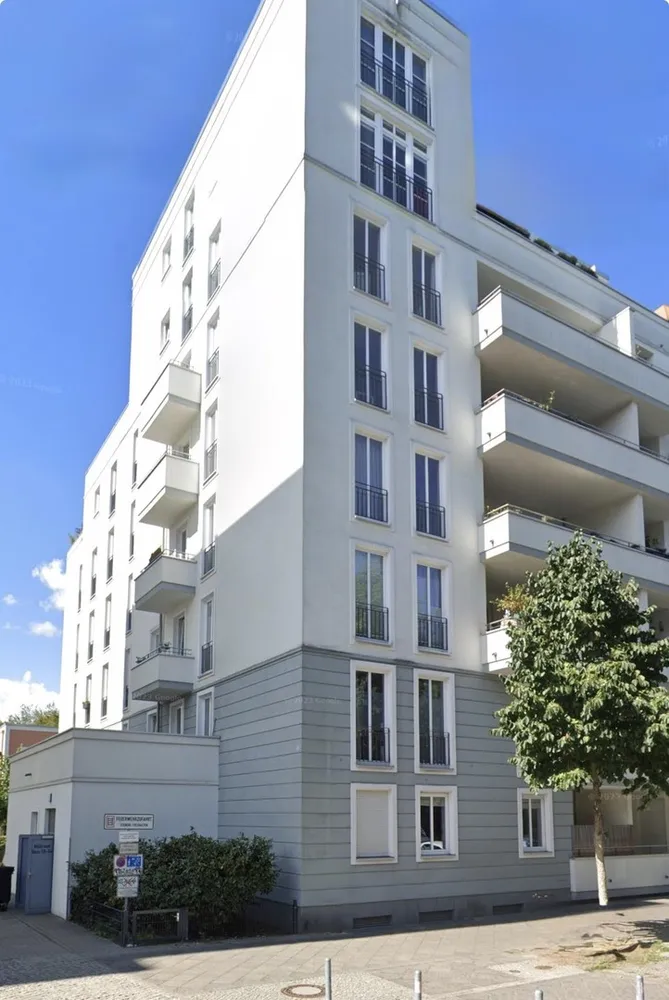 2 Zimmer Wohnung mit 82 m² in Berlin – Bild 4