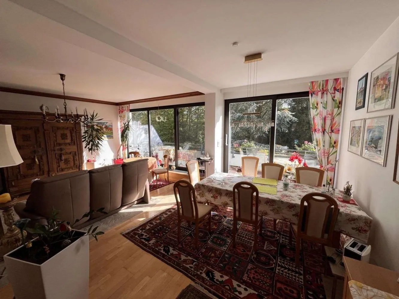 4 Zimmer Wohnung mit 127 m² in Regensburg – Bild 3
