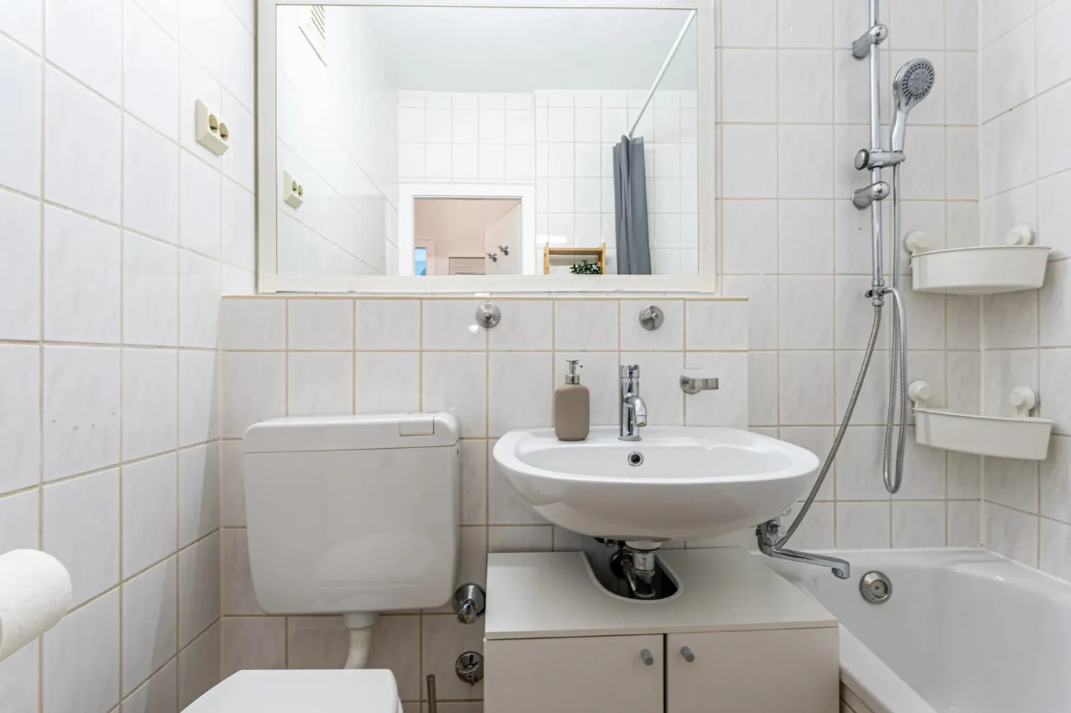 Shared room with 9 m² in Berlin – Photo 6