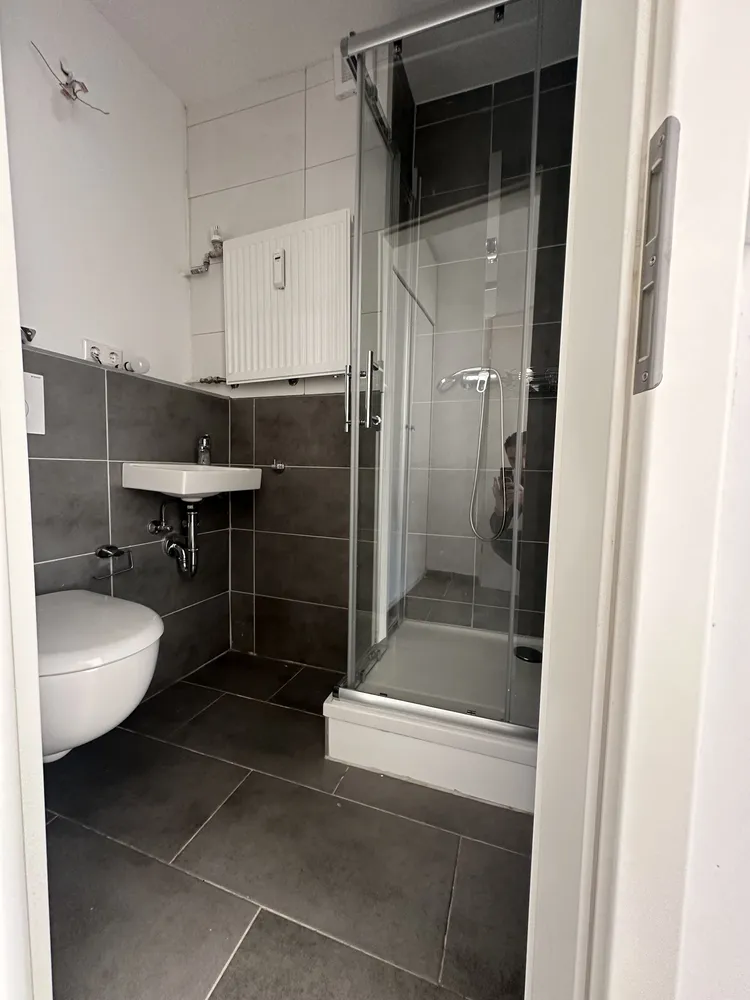 2 Zimmer Wohnung mit 45 m² in Neuss – Bild 3