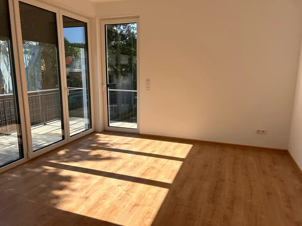 4 Zimmer Wohnung mit 99 m² in Oranienburg – Bild 1