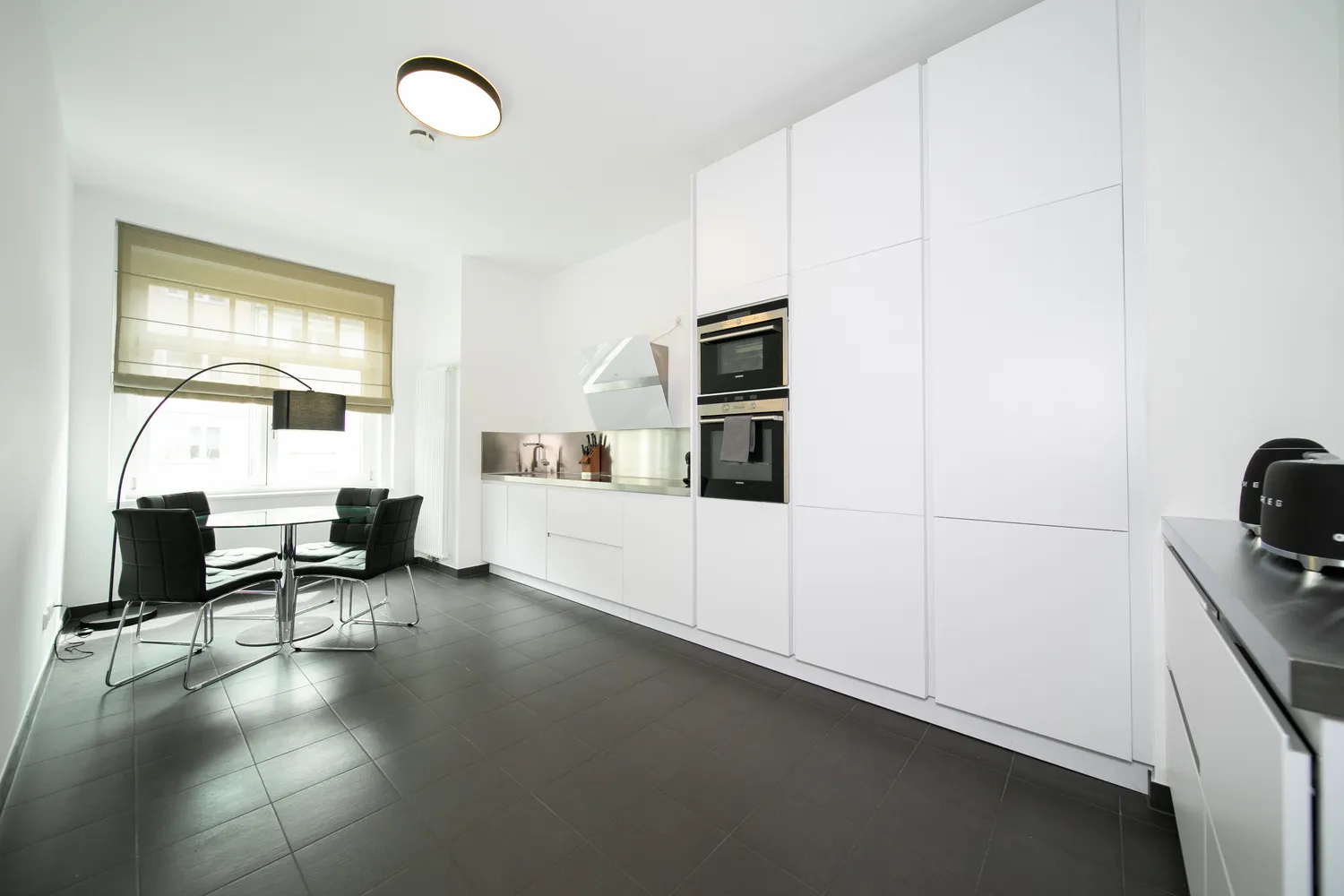 3 Zimmer Wohnung mit 180 m² in Düsseldorf – Bild 4