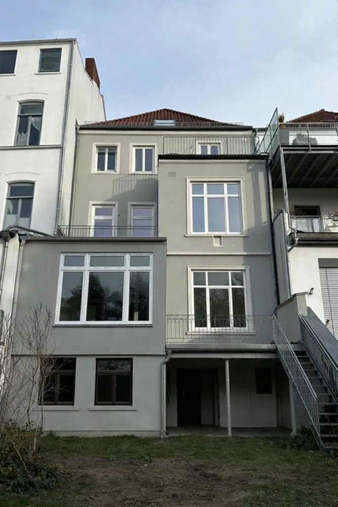 5 Zimmer Wohnung mit 145 m² in Bremen – Bild 2