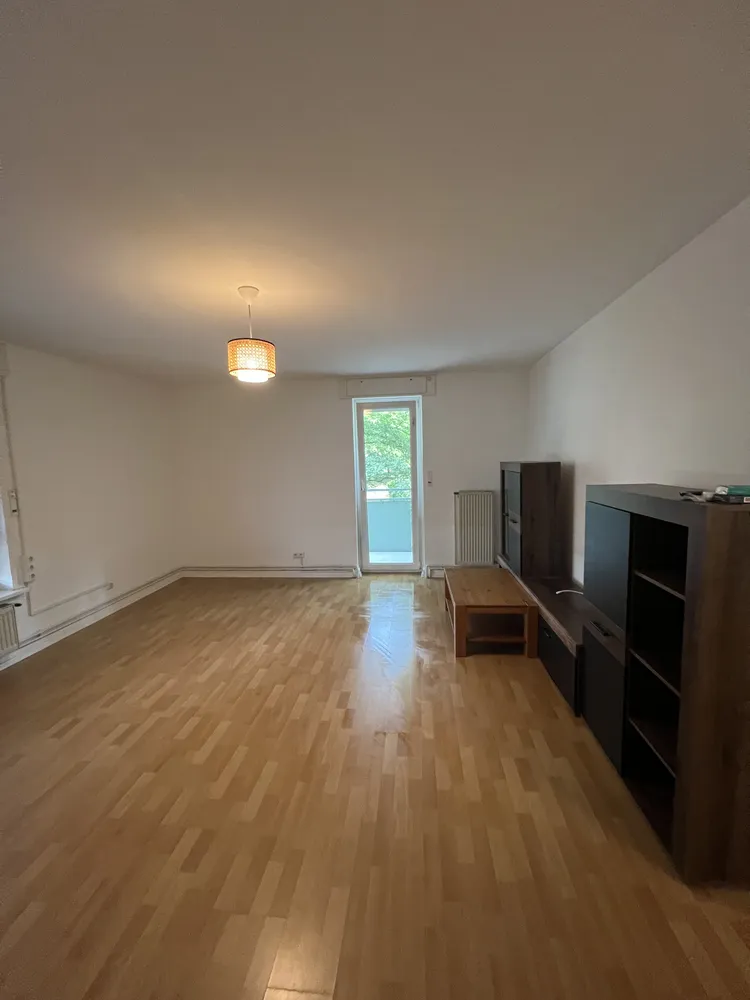 3 Zimmer Wohnung mit 72 m² in Wiesbaden – Bild 2