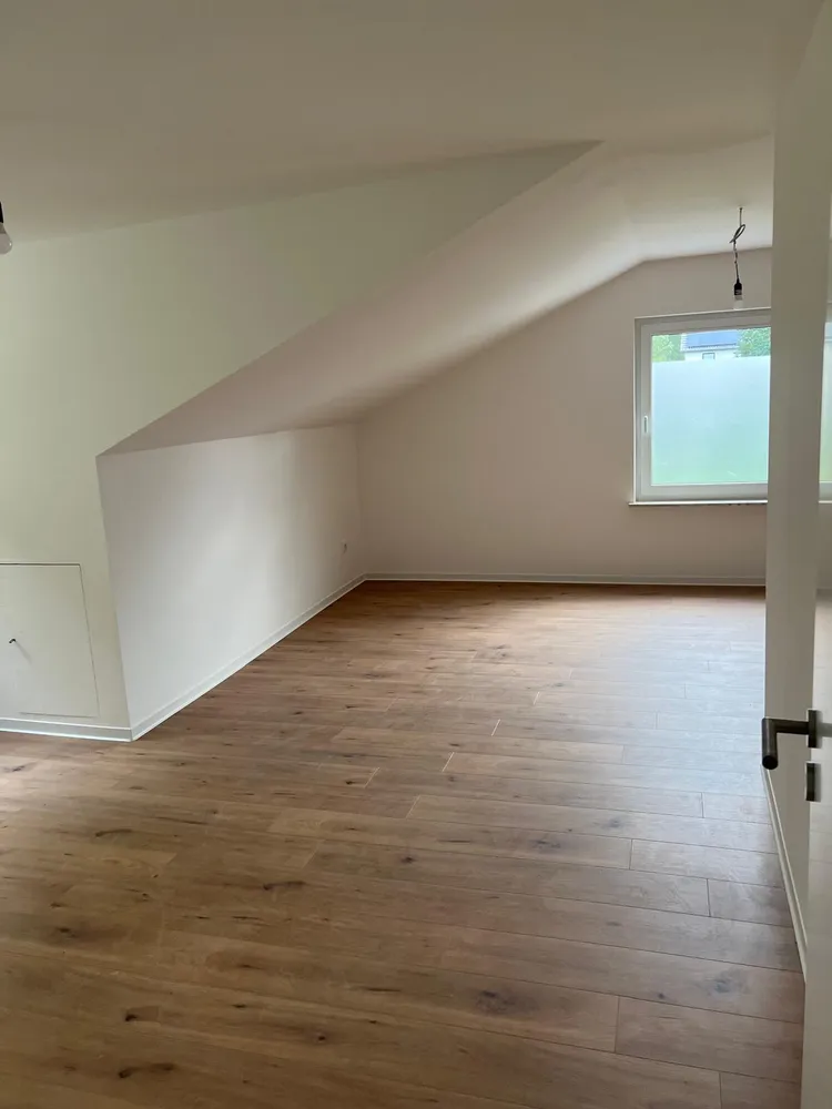 5 Zimmer Haus mit 160 m² in Detmold – Bild 4