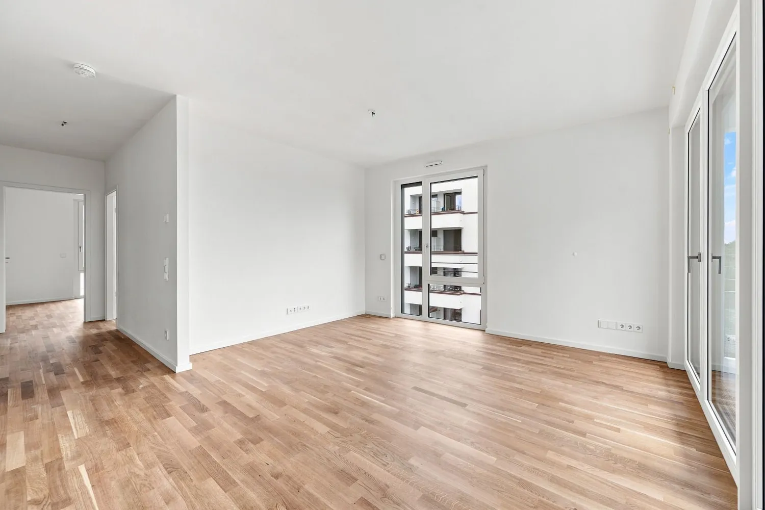 4 Zimmer Wohnung mit 98 m² in München – Bild 3