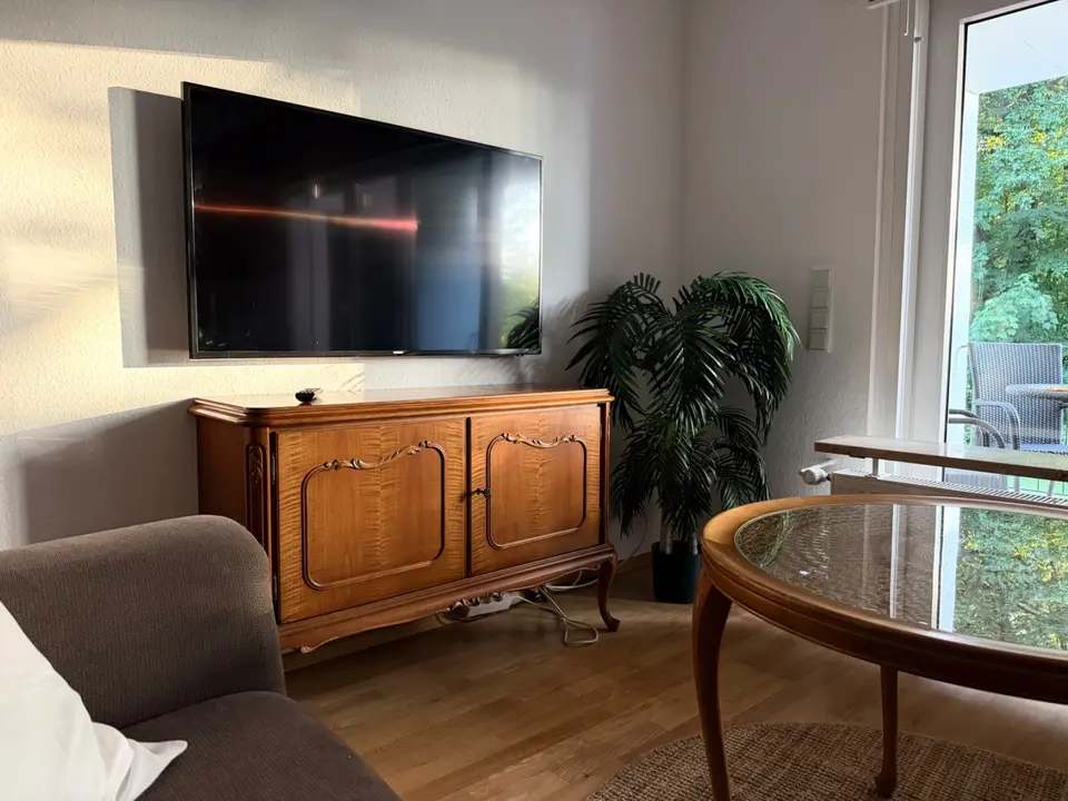 WG-Zimmer mit 93 m² in Bergisch Gladbach – Bild 2