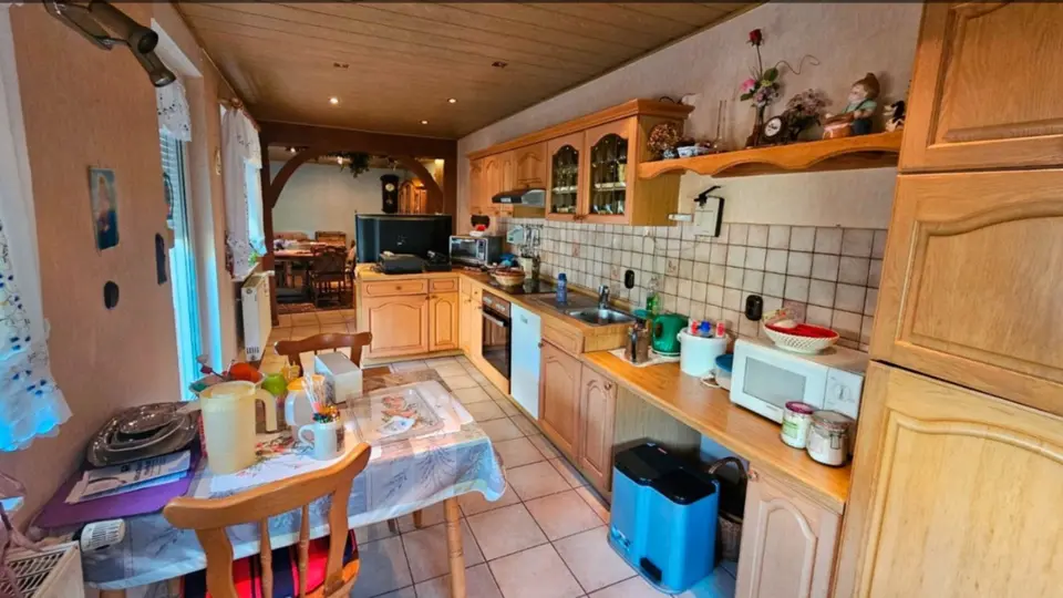 5 Zimmer Haus mit 150 m² in Kassel – Bild 2