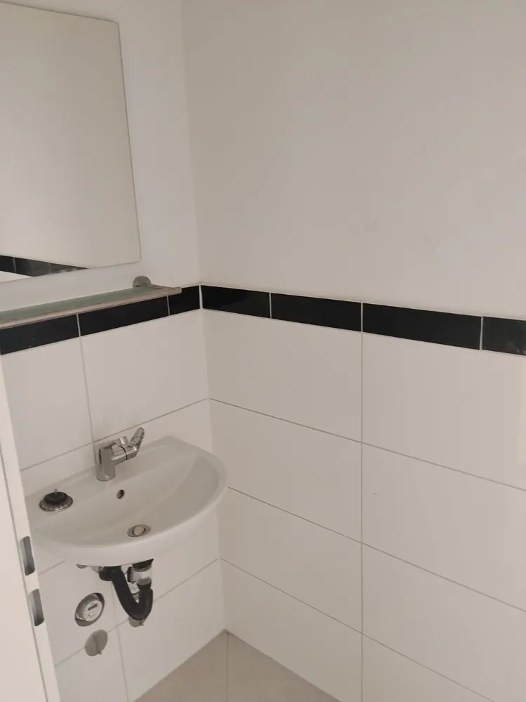 4 Zimmer Wohnung mit 100 m² in Halle (Saale) – Bild 6