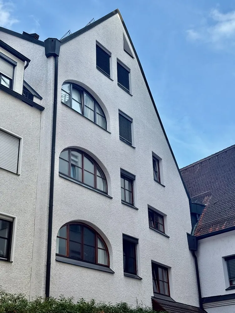 5 Zimmer Wohnung mit 156 m² in Augsburg – Bild 1