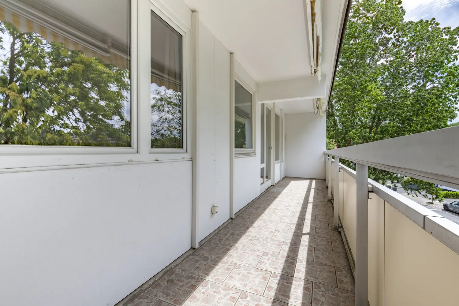 2 Zimmer Wohnung mit 60 m² in Köln – Bild 8