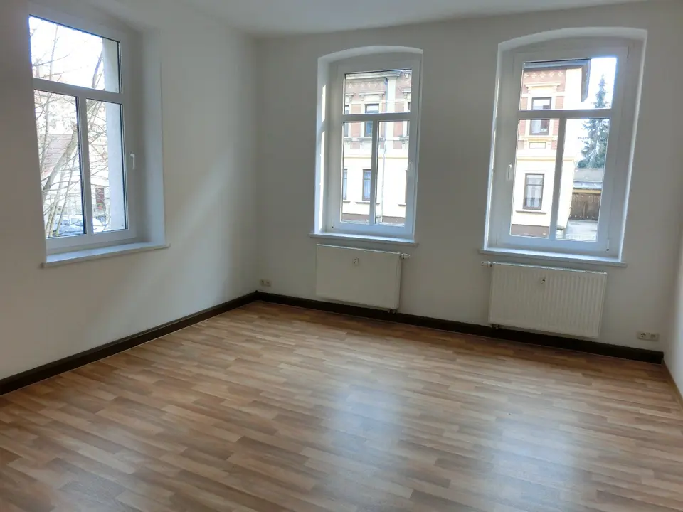 5 Zimmer Wohnung mit 100 m² in Altenburg – Bild 2