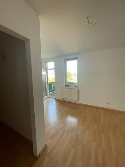3 Zimmer Wohnung mit 80 m² in Altenburg – Bild 2