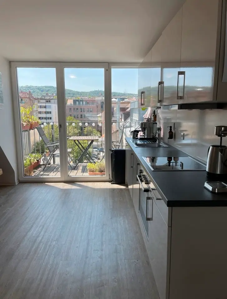 3 Zimmer Wohnung mit 65 m² in Stuttgart – Bild 2