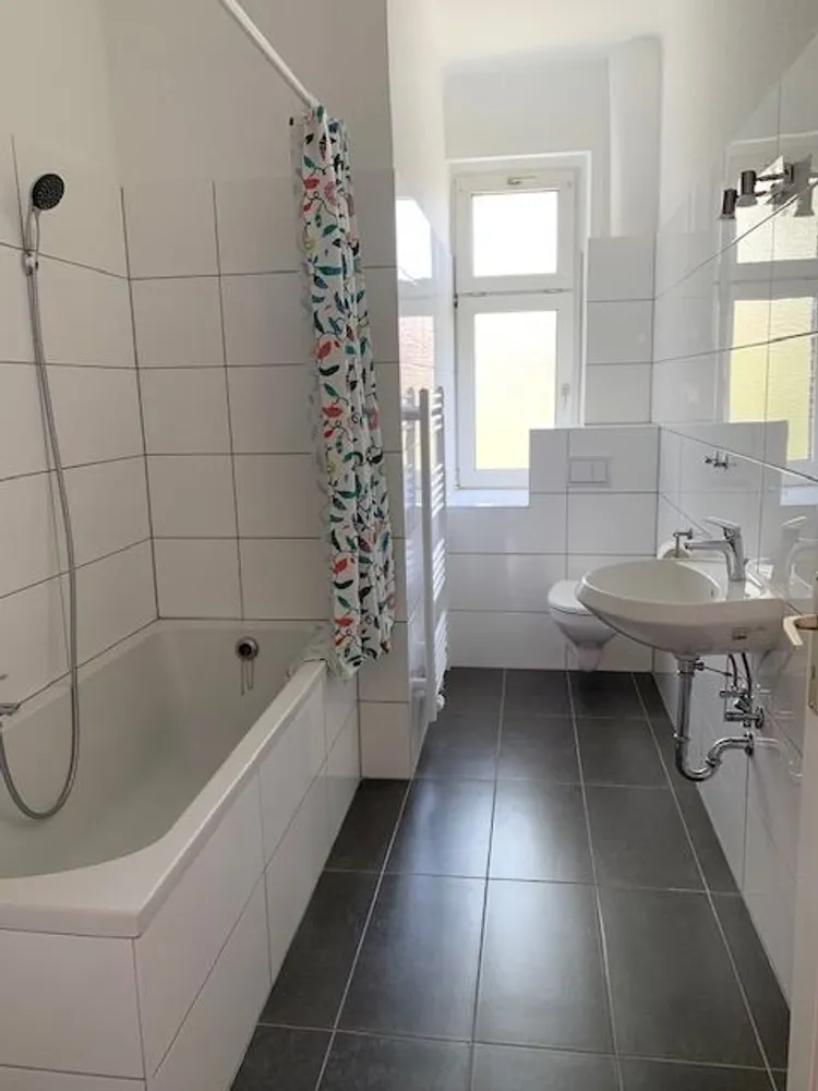 4 Zimmer Wohnung mit 121 m² in Zweibrücken – Bild 1