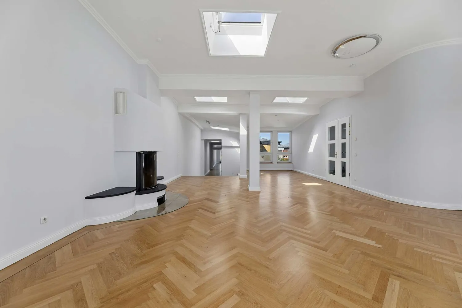 5 Zimmer Wohnung mit 278 m² in Berlin – Bild 1