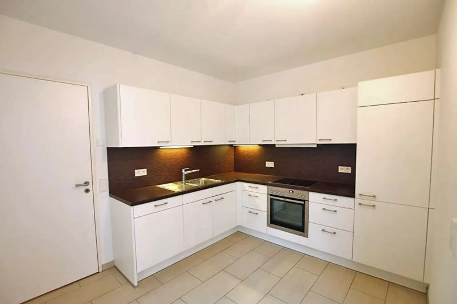 3 room apartment with 110 m² in Frankfurt am Main – Photo 3
