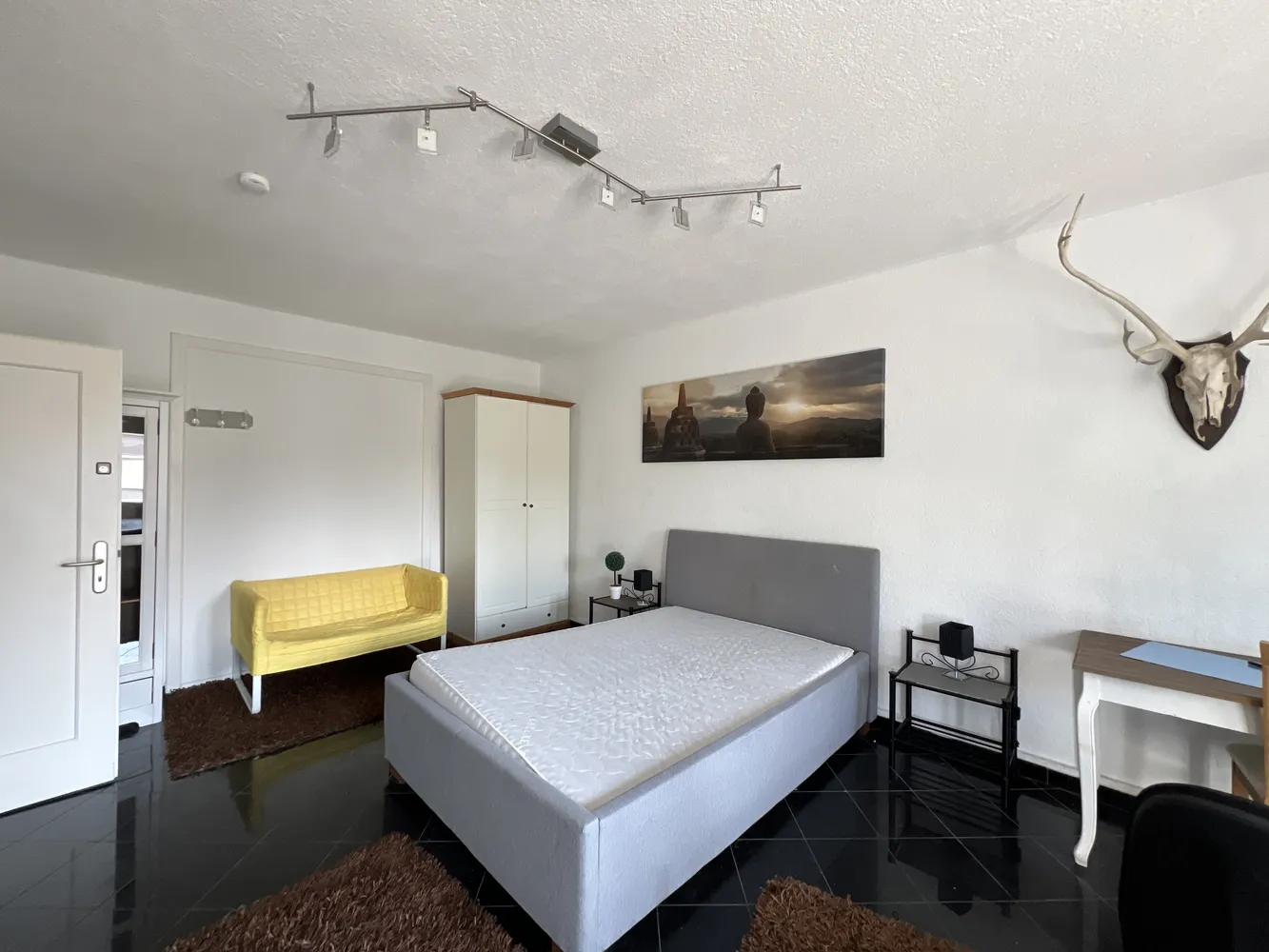 1 Zimmer Wohnung mit 28 m² in Stuttgart – Bild 2