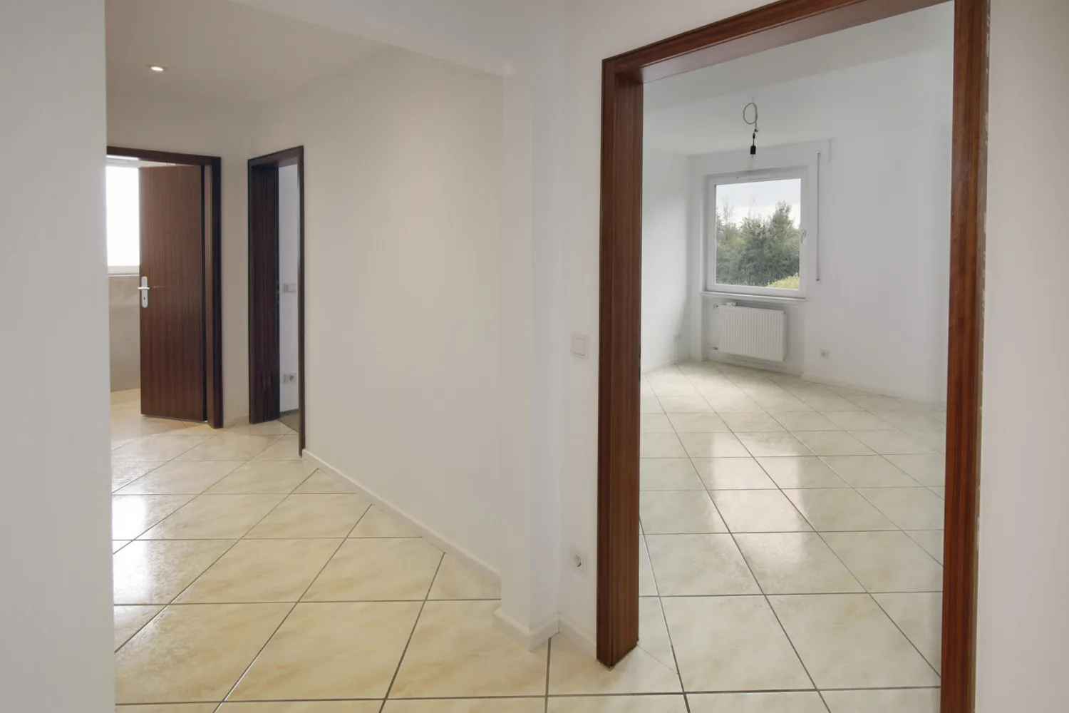 3 Zimmer Wohnung mit 81 m² in Wiesbaden – Bild 4