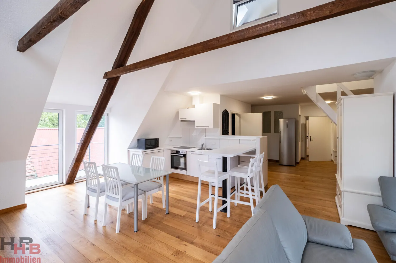 7 Zimmer Wohnung mit 160 m² in Bremen – Bild 2