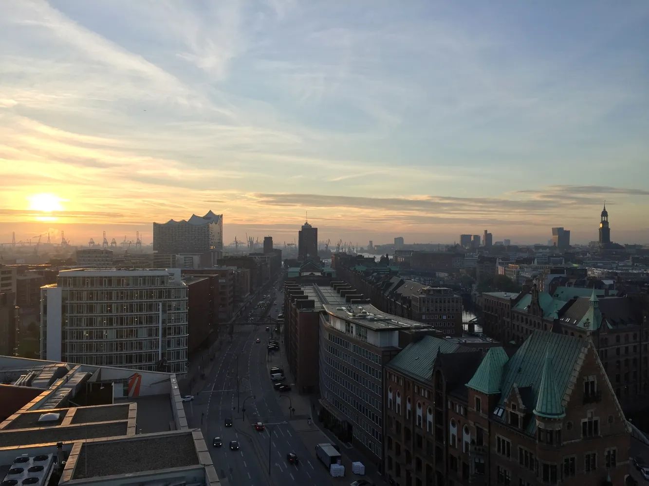 2 Zimmer Wohnung mit 115 m² in Hamburg – Bild 1
