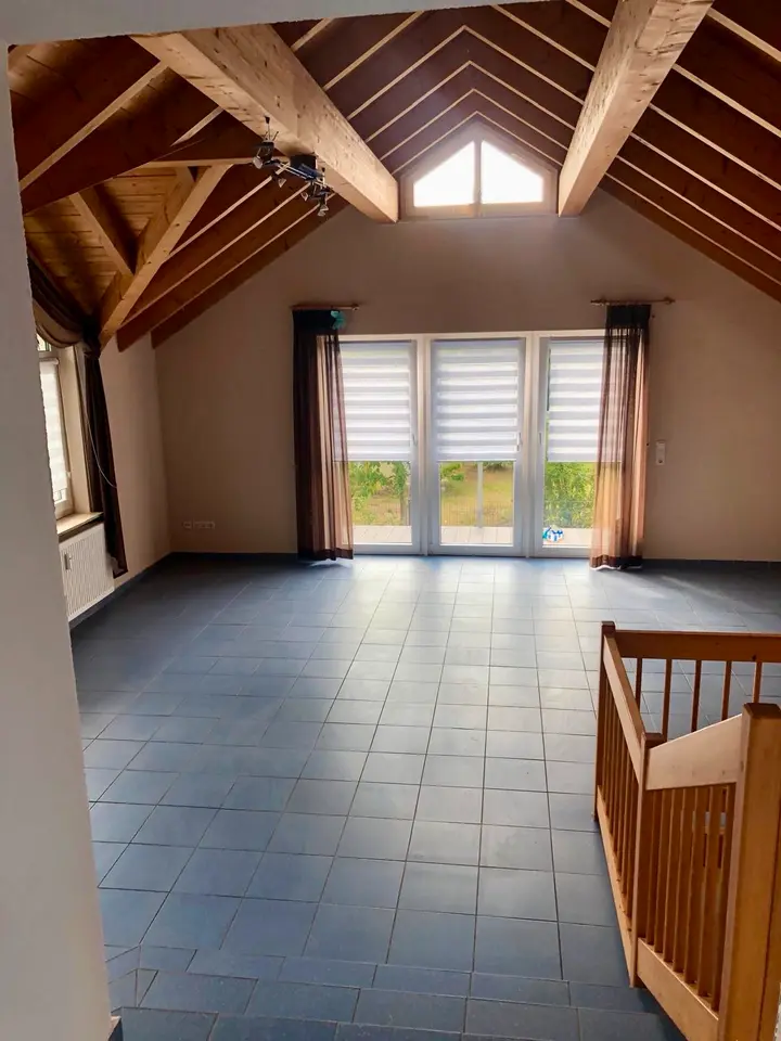 4 Zimmer Wohnung mit 100 m² in Sonneberg – Bild 6