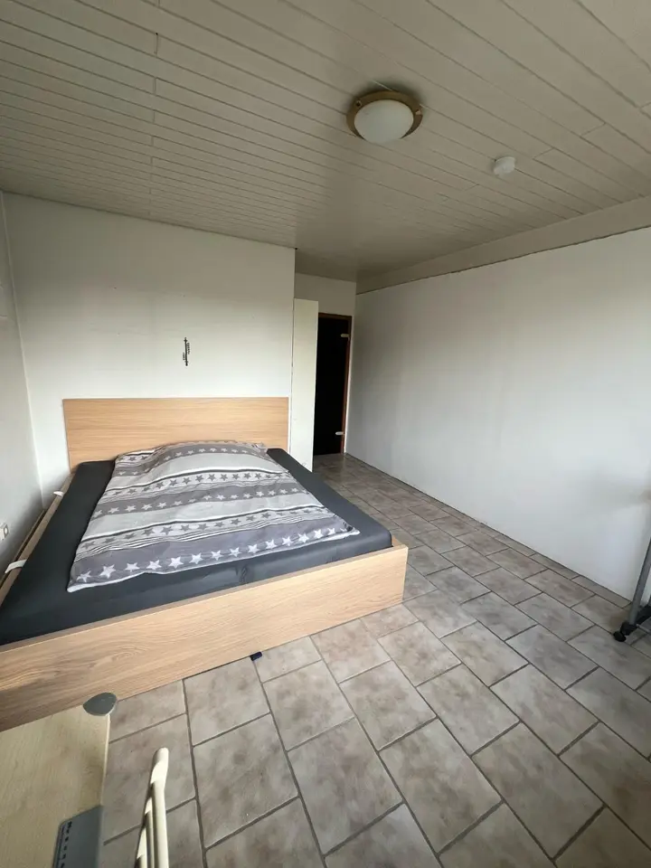 WG-Zimmer mit 200 m² in Erkrath – Bild 10